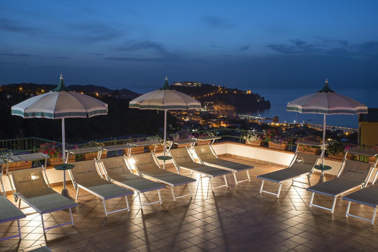 Hotel Villa Sirena - Thermae & Spa Ischia Exterior foto